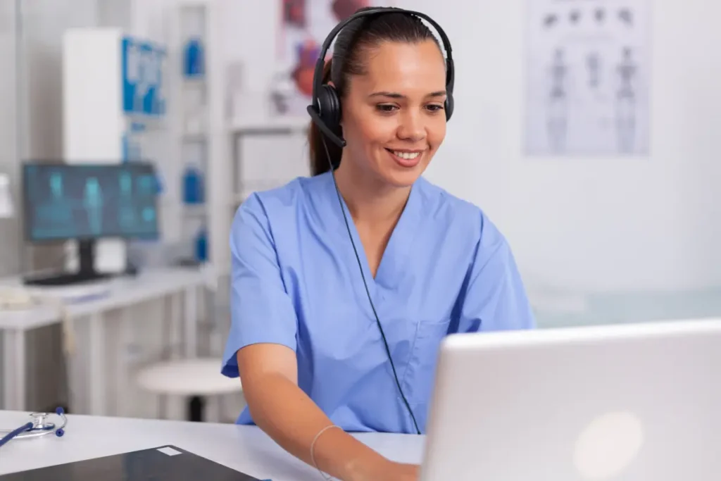 Dental assistant Woman working as a virtual dental assistant